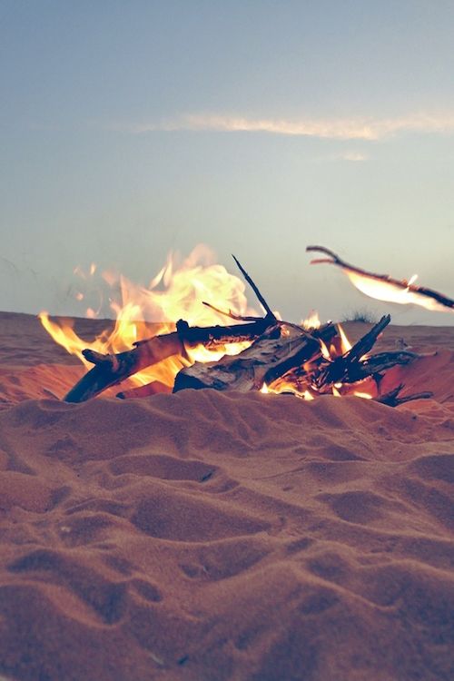 HDRtist HDR - http://www.ohanaware.com/hdrtist/