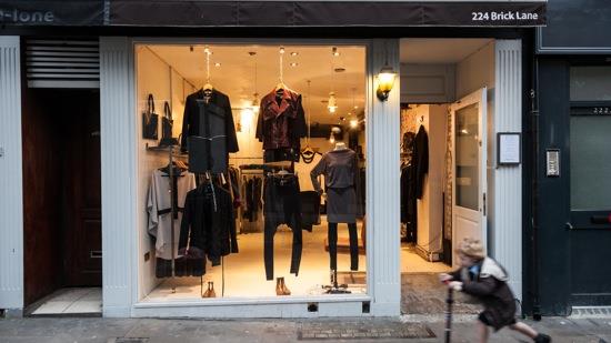 back-in-5-minutes-secret-underground-restaurant-london-1